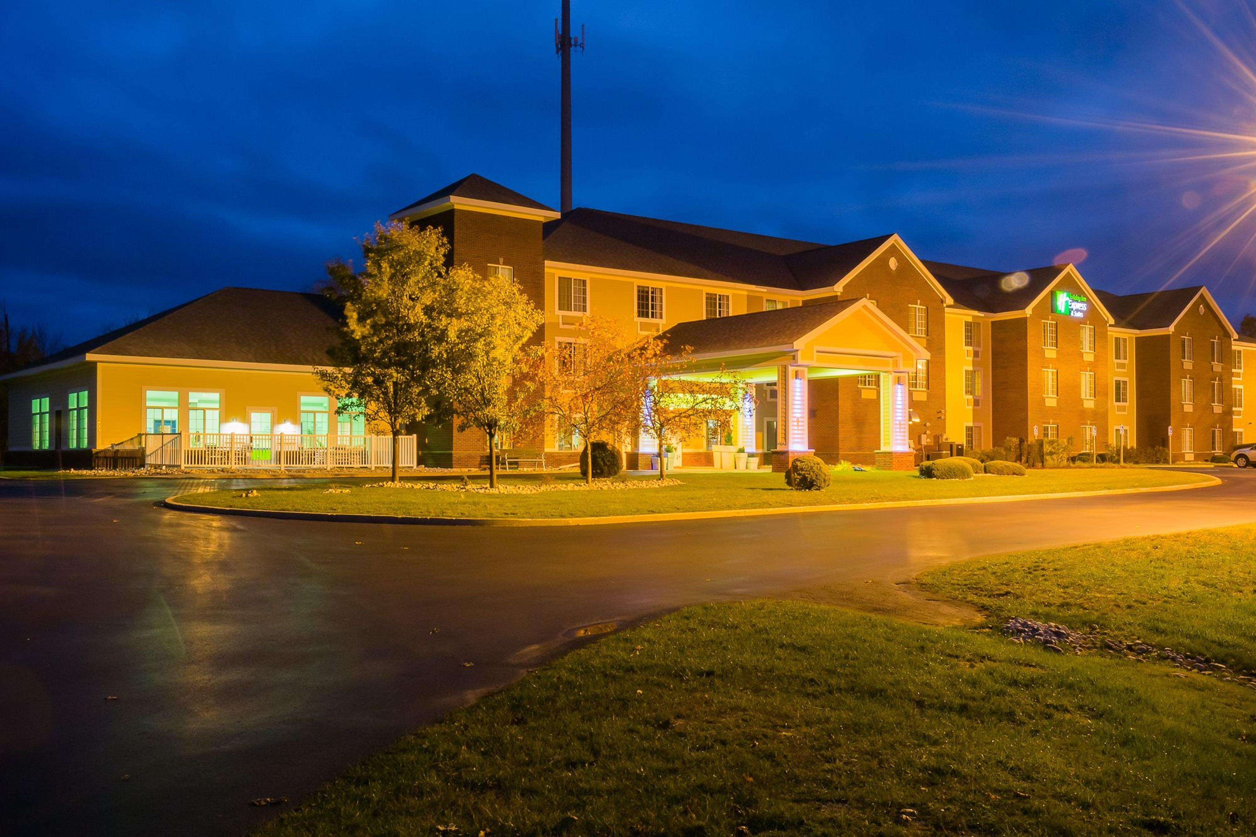 Holiday Inn Express Hotel & Suites Acme-Traverse City By Ihg Extérieur photo